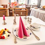 ホテル Rosenau 3*
