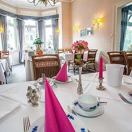 Rosenau Hotel 3*